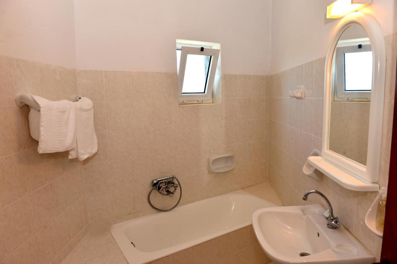 Asteria Apartmentsザキントス エクステリア 写真